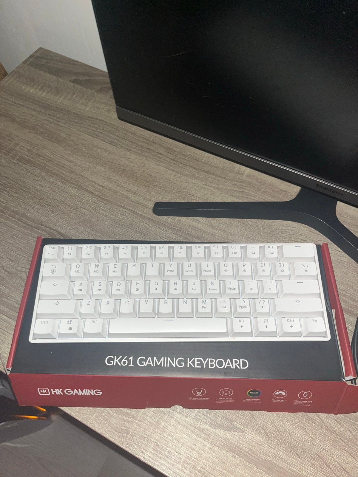 HK Gaming GK61 Gaming Toetsenbord - RGB Verlichting, Computers en Software, Gaming toetsenbord, Ophalen of Verzenden, Zo goed als nieuw