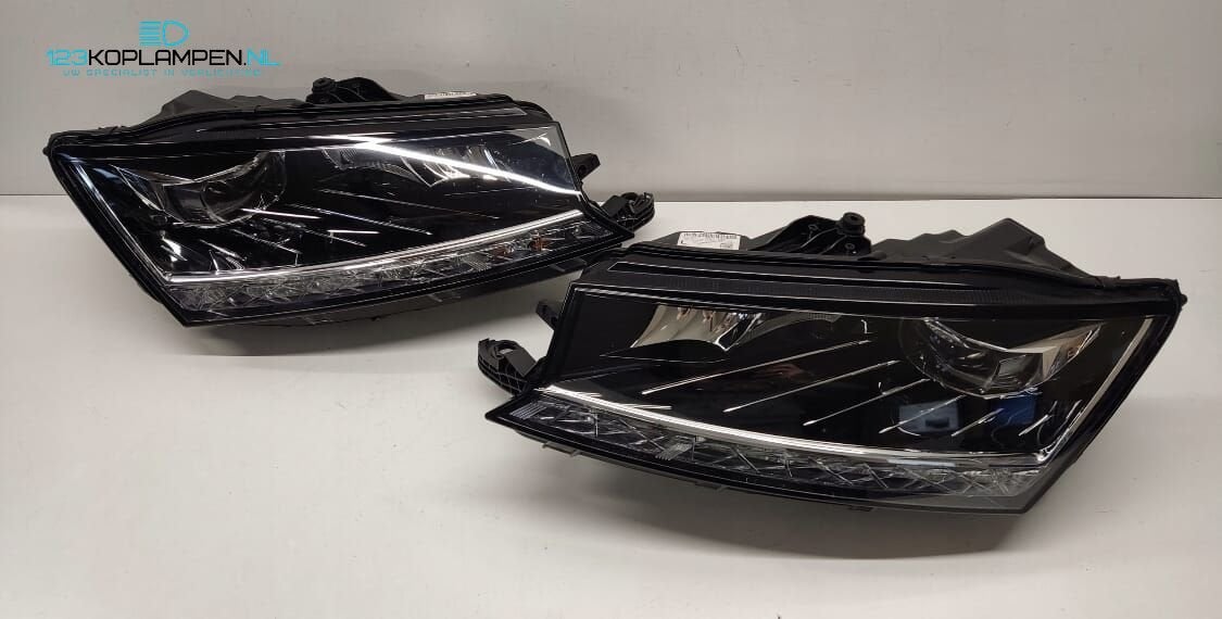 Skoda Fabia 3 Facelift Full Led koplamp links rechts, Gebruikt, -, -, Ophalen of Verzenden