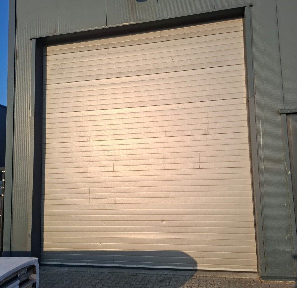 Overheaddeur/garagedeur 4x4.5m elektrisch bediend 400v, Ophalen, Gebruikt, 200 cm of meer, 200 cm of meer