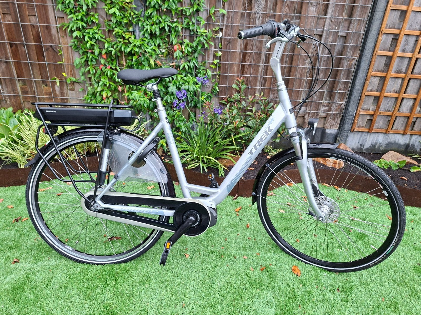 Trek LM400+ E-bike te koop - Inclusief grote onderhoudsbeurt, Info@trek.com, Zo goed als nieuw, 51 tot 55 cm, Trek