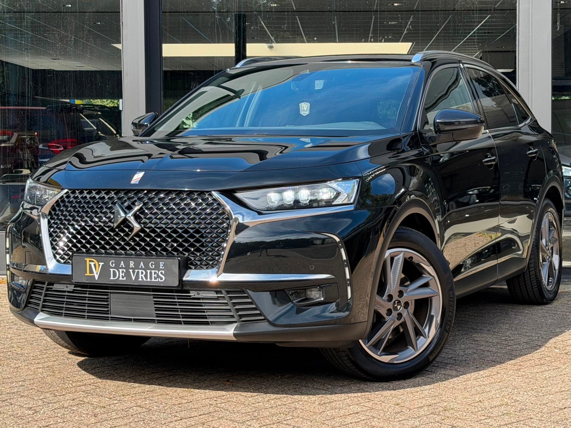 DS 7 E-Tense 225 Rivoli ACC Drive Assist Memory Winter Pack, Auto's, Dealer onderhouden, Zwart, 4 cilinders, Zwart