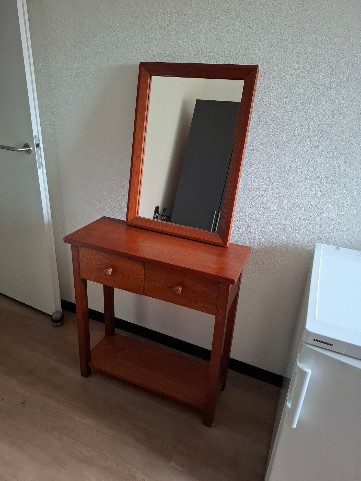 haltafel met 2 laden en bijbehorende spiegel, Huis en Inrichting, Tafels | Sidetables, Ophalen, Gebruikt, 50 tot 100 cm, Kersenhout
