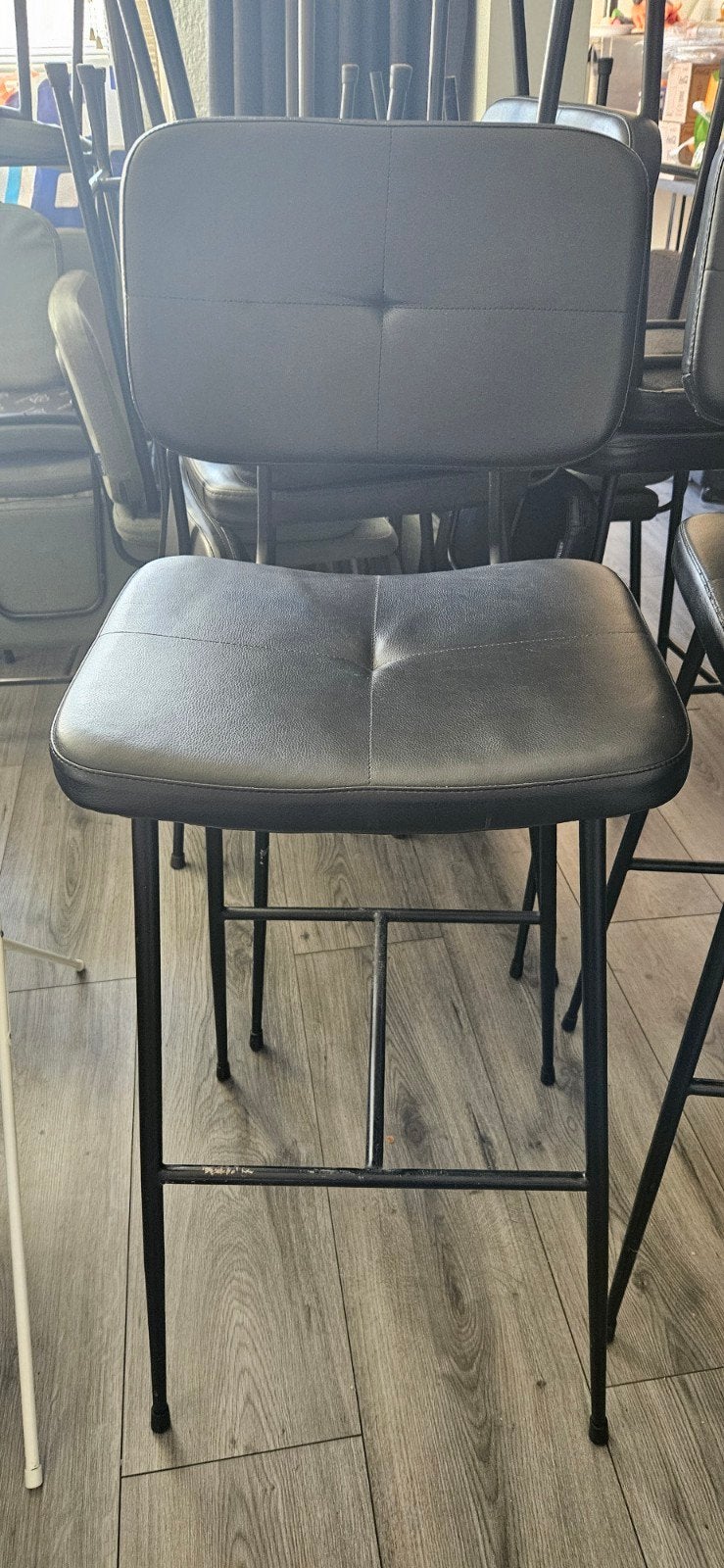 Mooie kunstleren barstoelen 8 stuks, 5 krukken of meer, Ophalen, 60 tot 90 cm
