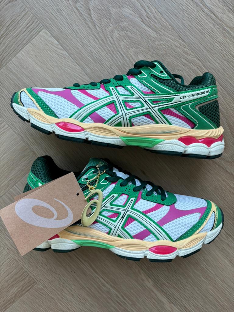 Asics Gel Cumuls 16, Sport en Fitness, Hockey, Ophalen of Verzenden, Zo goed als nieuw, Schoenen
