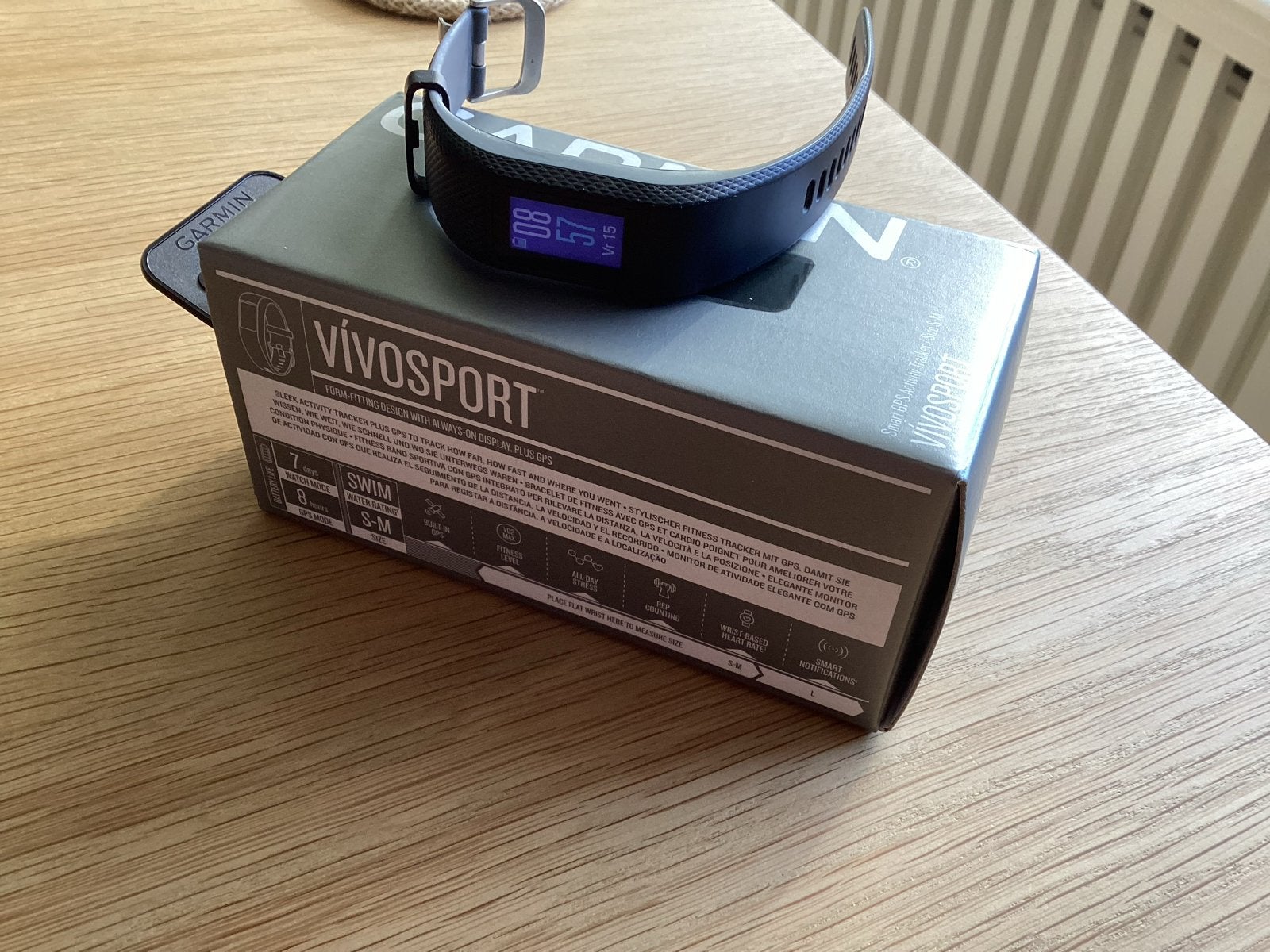 Garmin Vivosport Smart GPS Activity Tracker - Zo goed als ni, Zwart, Ophalen of Verzenden, Zo goed als nieuw, Waterdicht