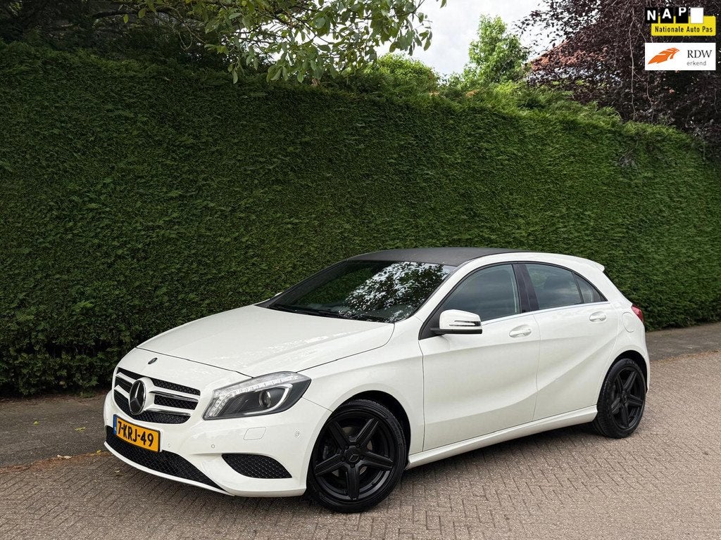 Mercedes-Benz A-klasse 180 AIRCO KOUD/RIJDT GOED/NL AUTO/PDC, Voorwielaandrijving, Gebruikt, 4 cilinders, Bedrijf