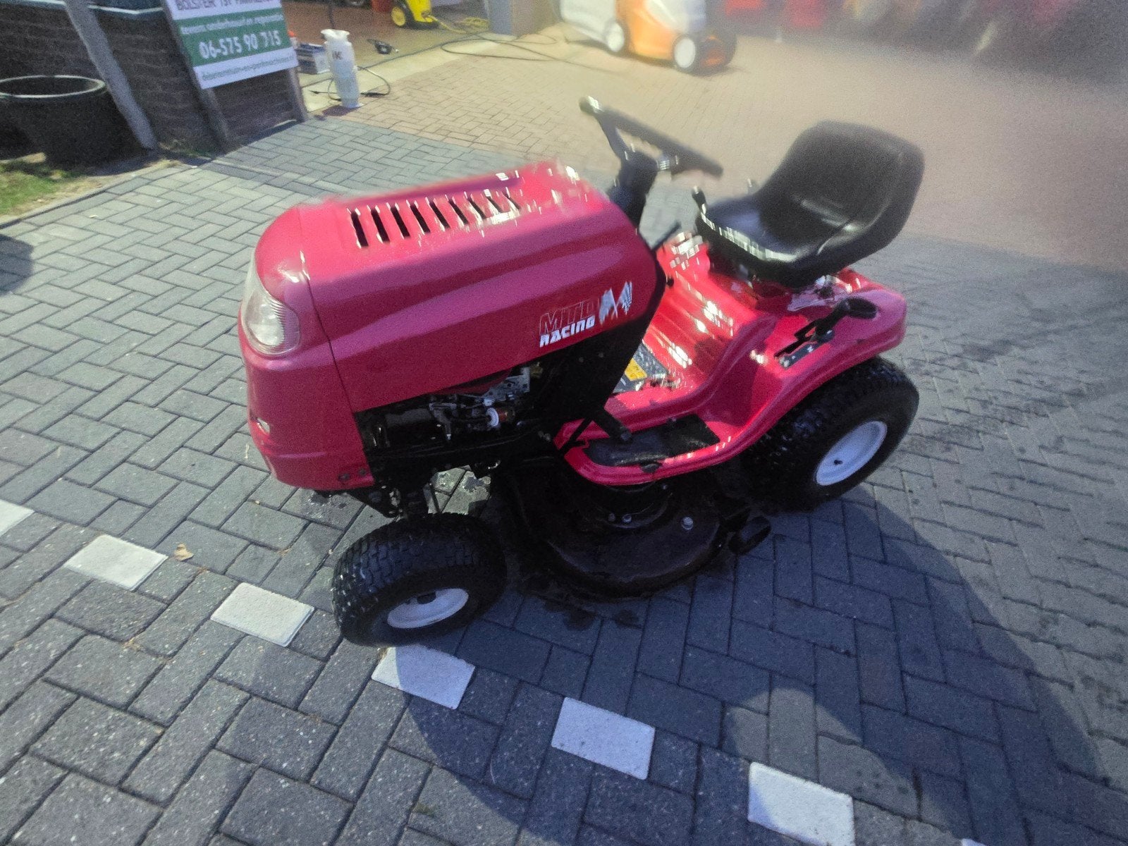Foto 4 van zitmaaier mtd automaat
15/5pk b&s