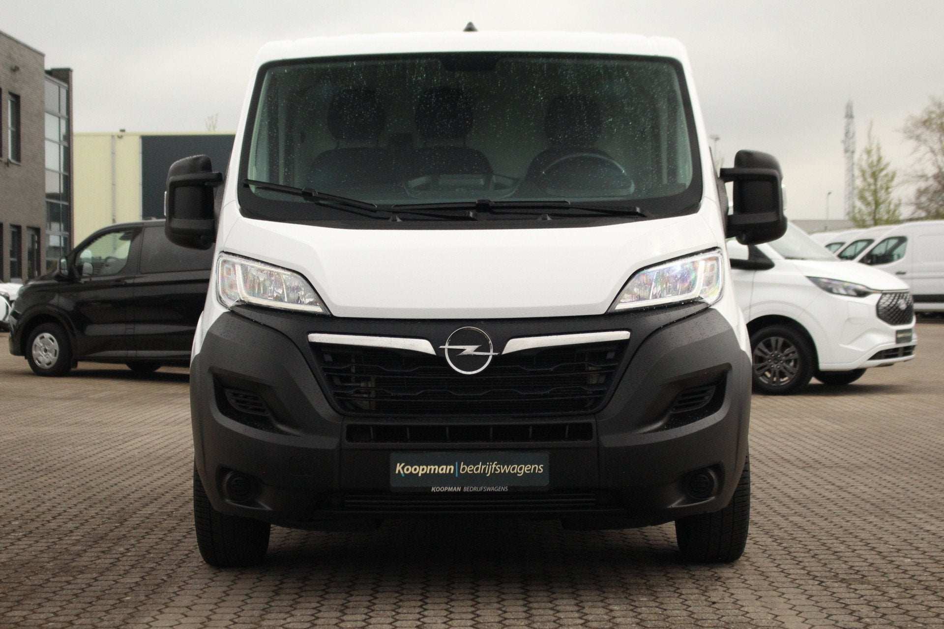 Opel Movano 2.2D 140pk L2H1 3.5t | Cruise | Carplay/Android, Voorwielaandrijving, Gebruikt, 4 cilinders, 1905 kg