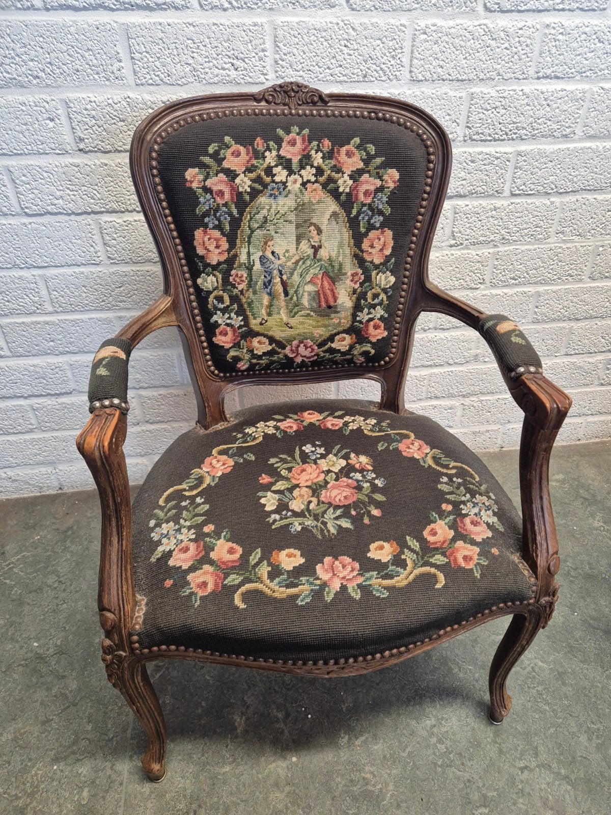 Vintage klassieke Franse armstoel met romantisch naaldwerk, Ophalen