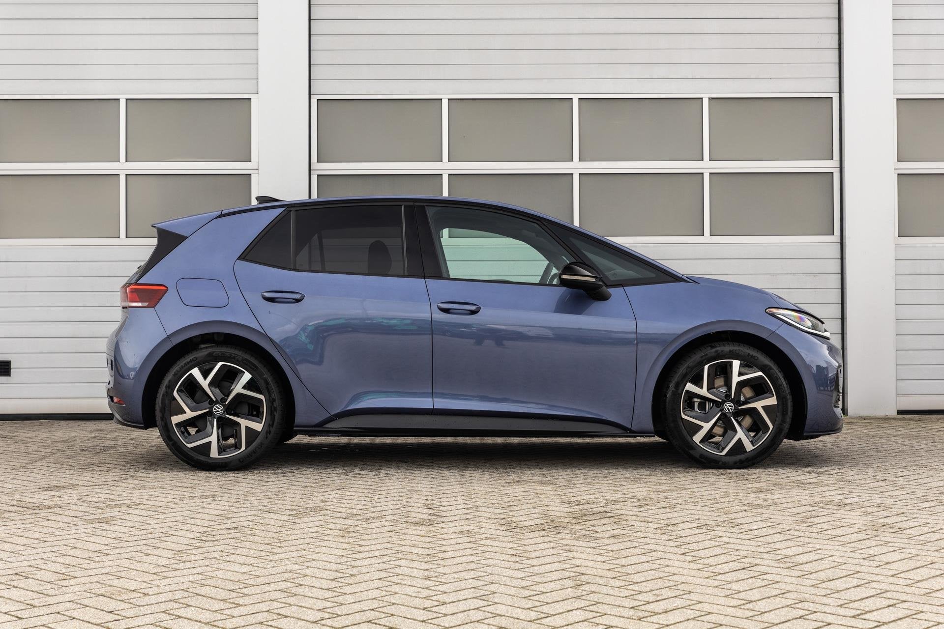 Volkswagen ID.3 Neo 190pk Life 58 kWh | Tech Pakket | 19" Ve, Auto's, Automaat, 12 maanden, Zwart, 190 pk