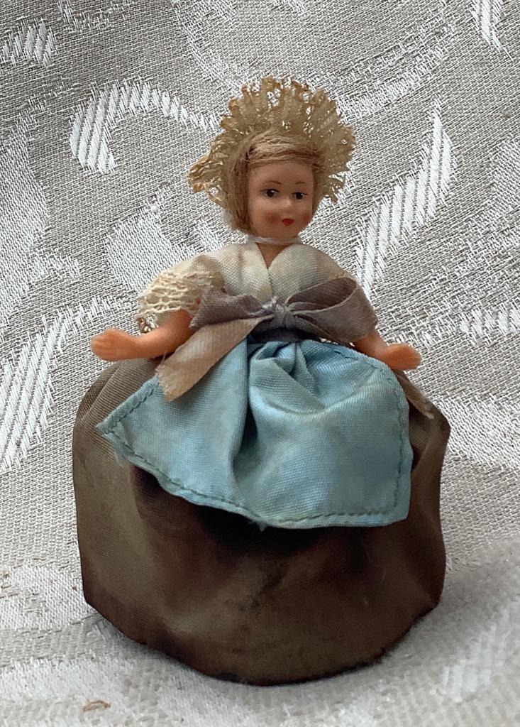 Mooi Antiek Frans Bretagne Petitcollin popje 8,5 cm, Ophalen of Verzenden, Zo goed als nieuw, X, Pop