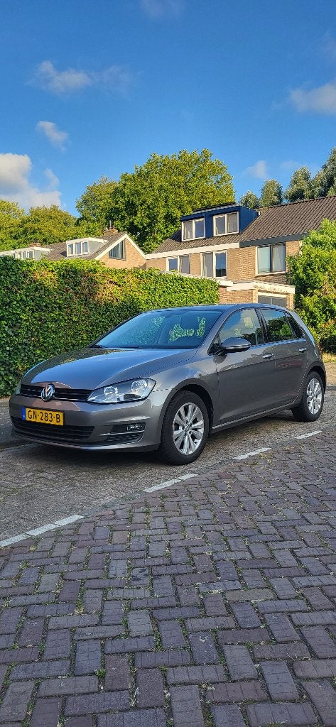 Volkswagen Golf 1.6 TDI 81KW 5D 2015 Grijs, Auto's, Volkswagen, Voorwielaandrijving, Stof, Zwart, 4 cilinders