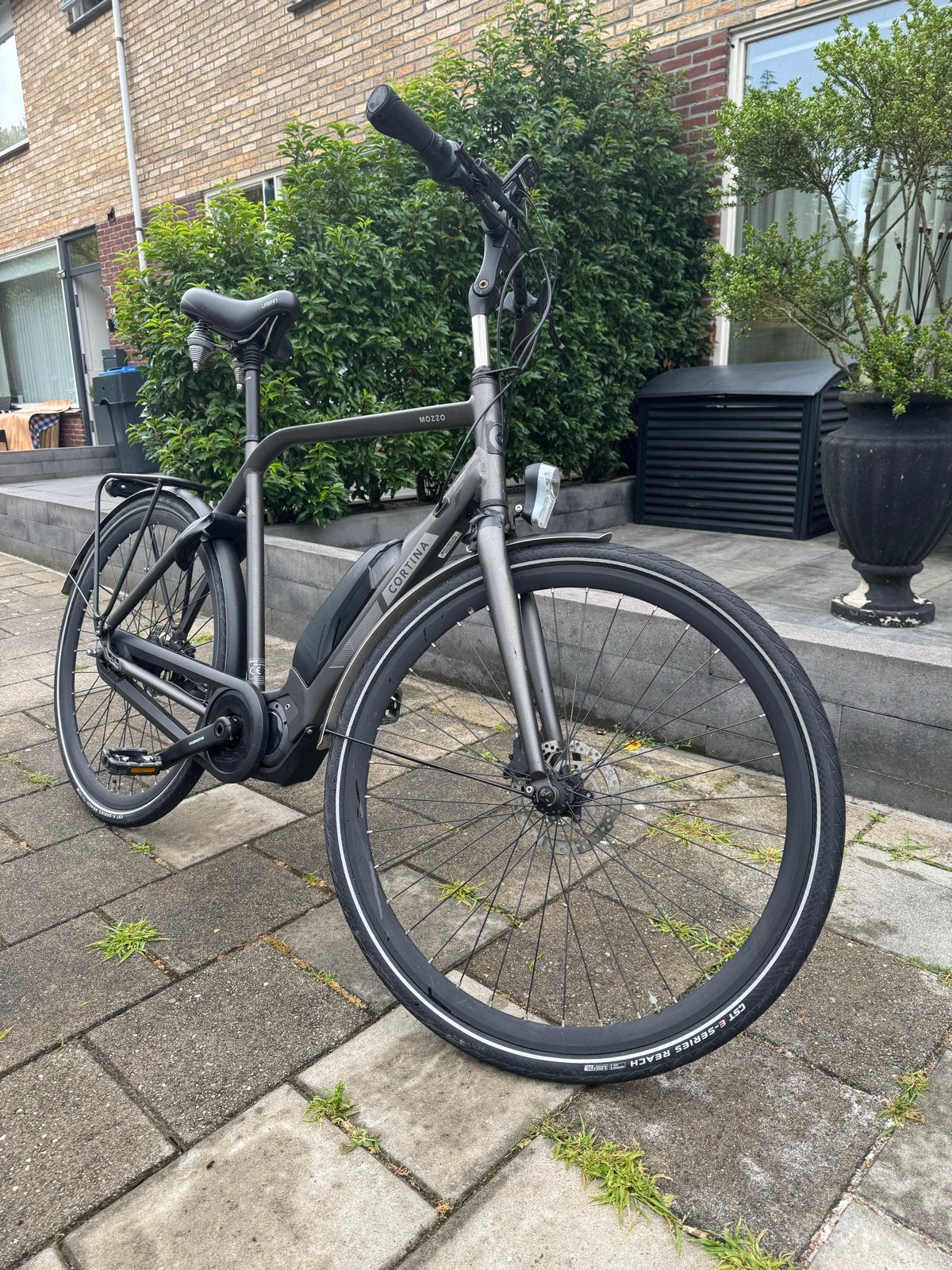 Cortina Mozzo E-bike met nieuwe motor, slechts 1043 km!, Fietsen en Brommers, Elektrische fietsen, Ophalen of Verzenden, Zo goed als nieuw