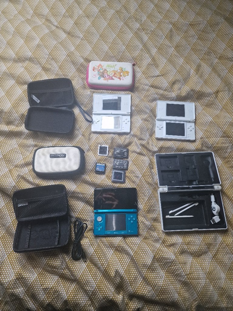 Nintendo DS, Spelcomputers en Games, Ophalen of Verzenden, Gebruikt, DS Lite, Met games