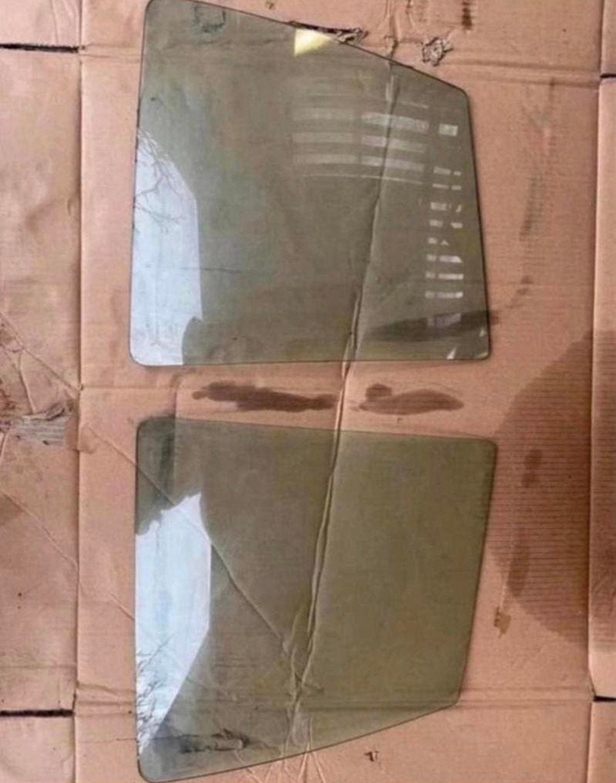 1978-88 Monte Carlo Cutlass Regal LH+RH quarter windows, Auto-onderdelen, Ophalen