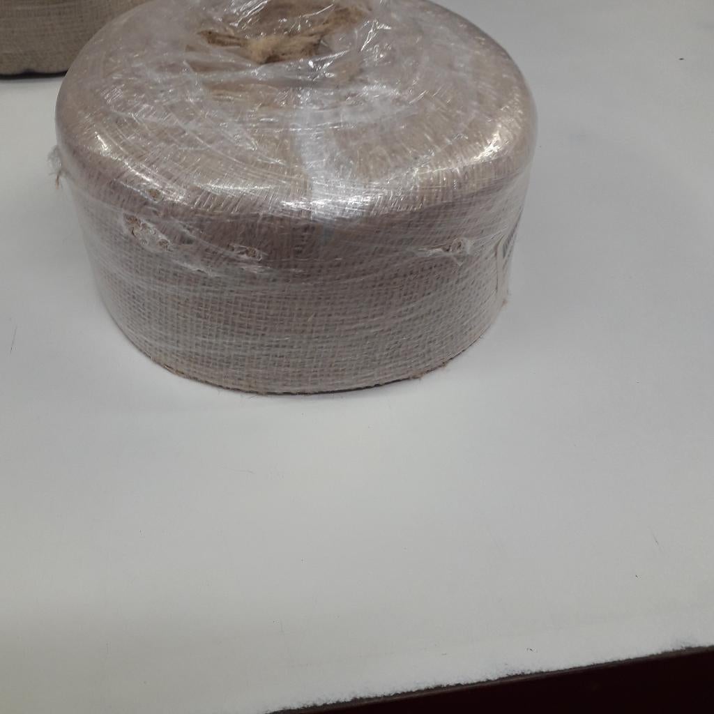 jutte op rol 10 cm. breed, Overige materialen, Bruin, Ophalen of Verzenden, Minder dan 30 cm