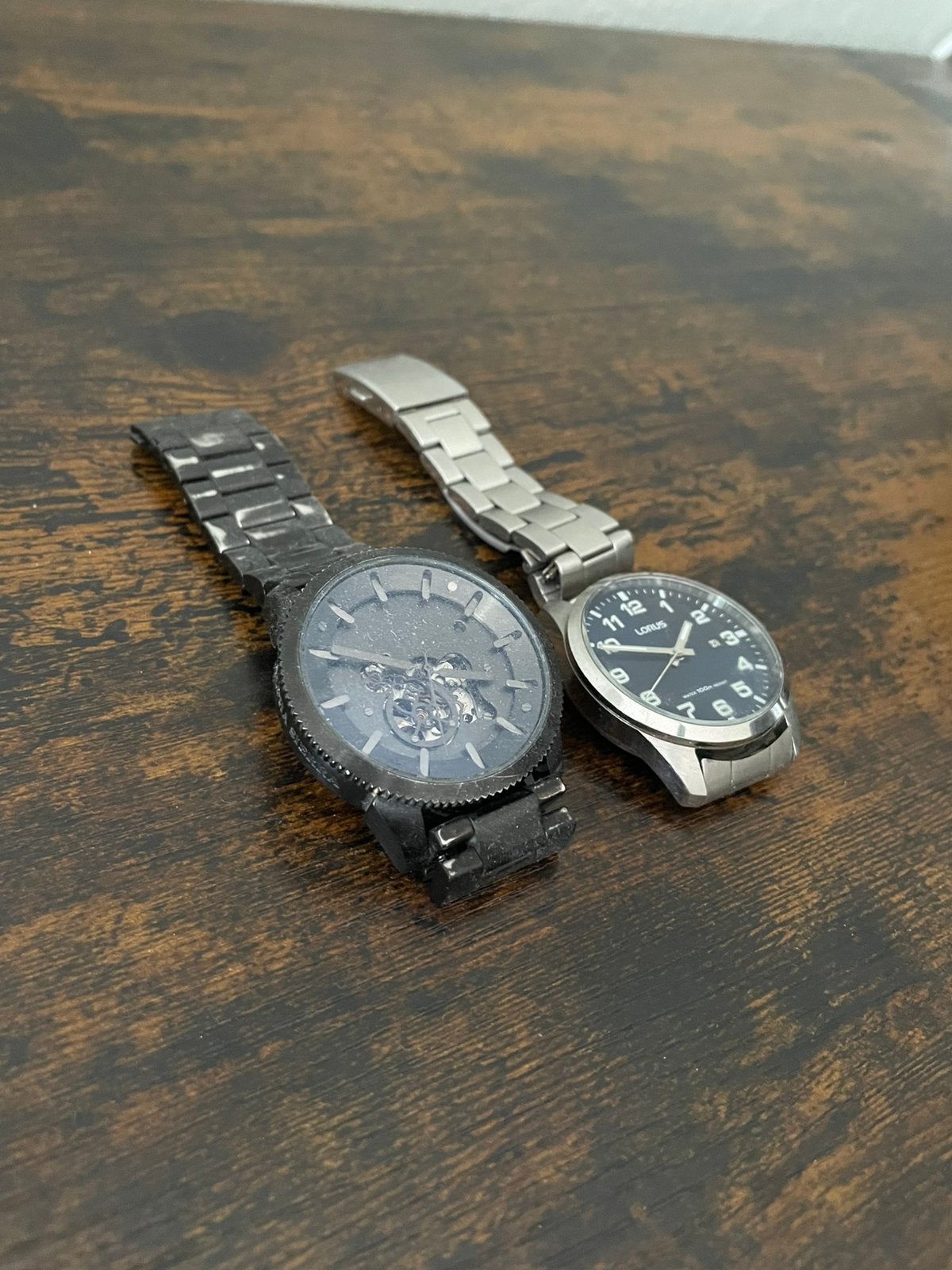 2 horloges alfa sierra en lorus, Ophalen of Verzenden, Zo goed als nieuw, Staal, Overige merken