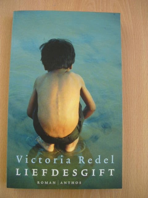 Liefdesgift, Victoria Redel, Boeken, Ophalen of Verzenden, Zo goed als nieuw