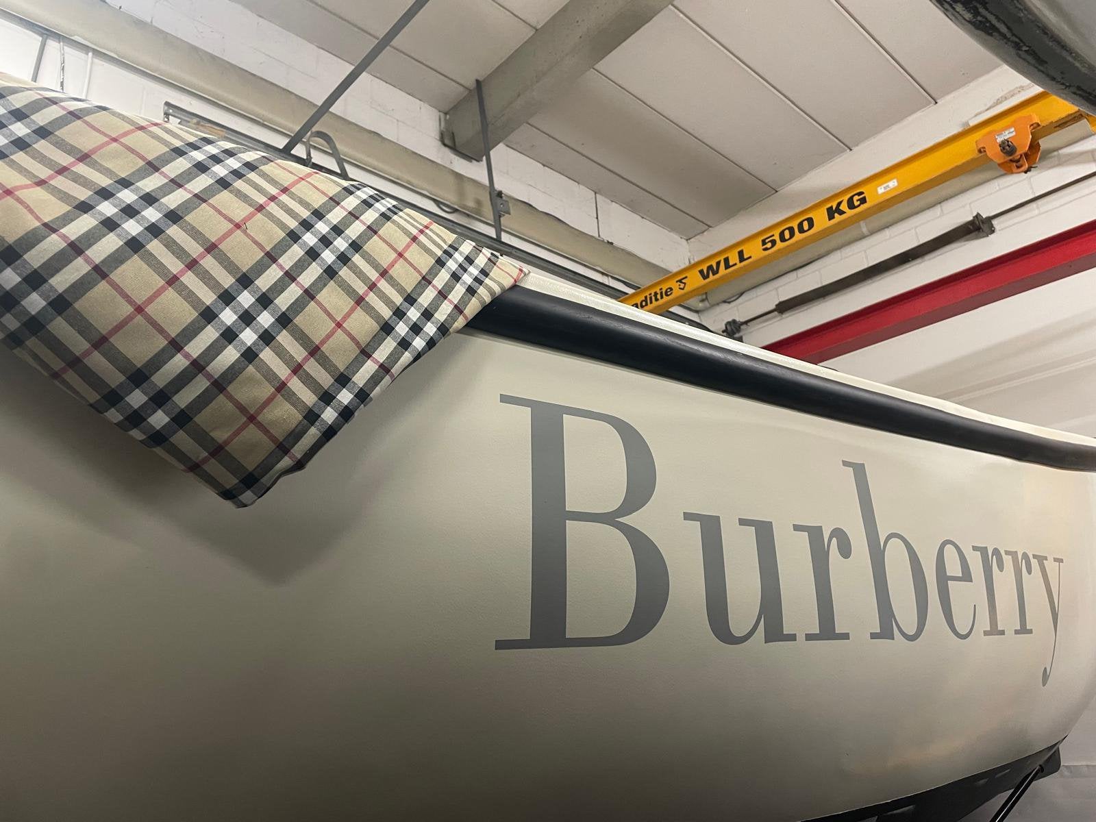 Uniek !! Bijzonder mooi uitgevoerde sloep ‘ Burberry’ style, Watersport en Boten, Binnenboordmotor, Rondzit, Zo goed als nieuw