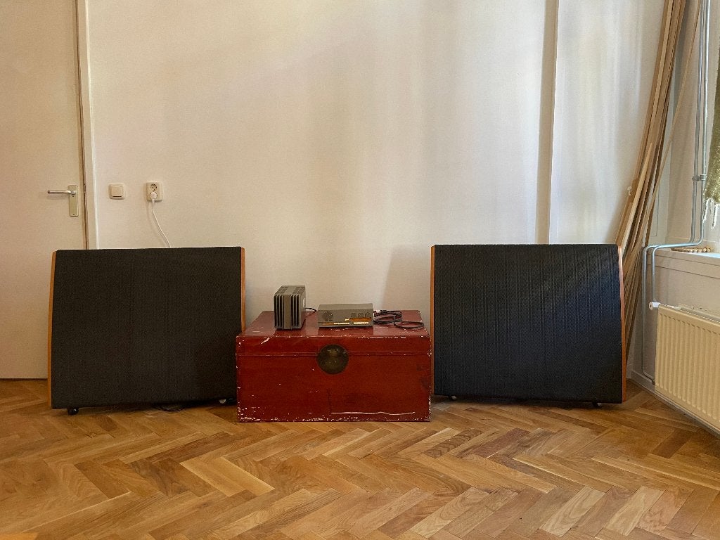Quad ESL57 elektrostaten + 33/303 versterkerset, Audio, Tv en Foto, Luidsprekers, Vloerstaande luidspreker, Gebruikt, Inclusief kabels