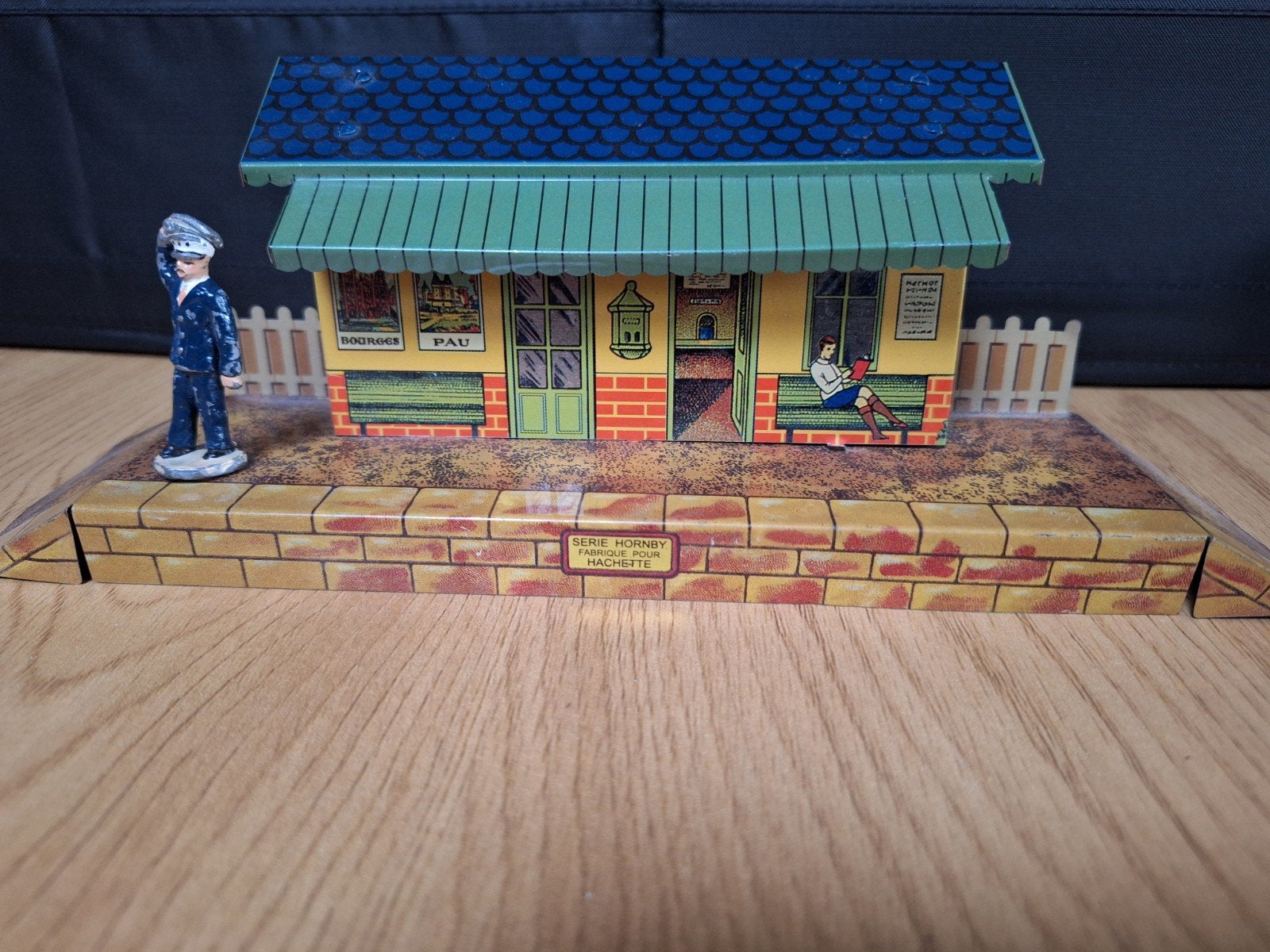 Hornby miniatuurstation, Ophalen of Verzenden, Gelijkstroom, Overige merken