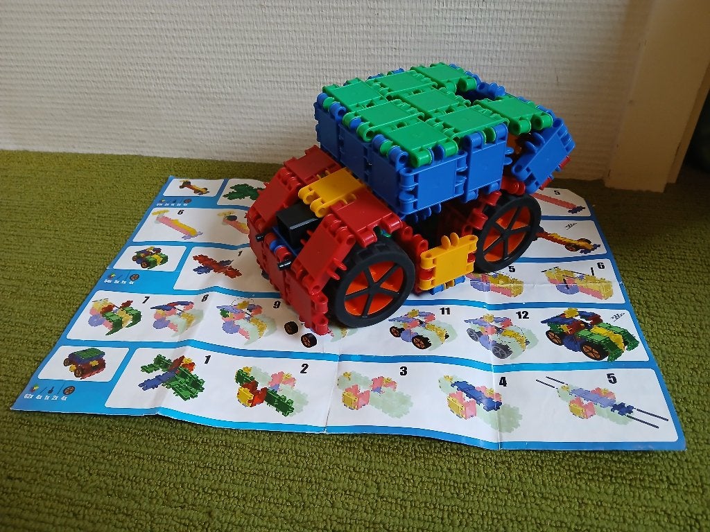 Grote set clics clicks compleet 10 in 1 met 4 grote wielen, Kinderen en Baby's, Speelgoed | Bouwstenen, Ophalen of Verzenden, Zo goed als nieuw