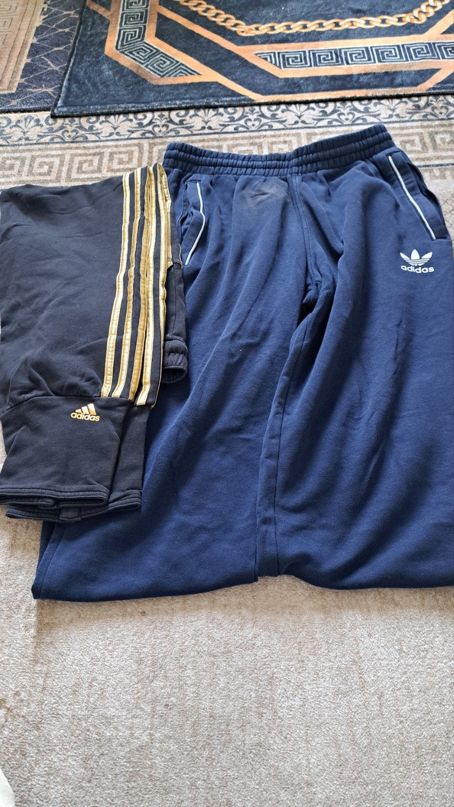2-delige set Adidas joggers, Kleding | Heren, Broeken en Pantalons, Overige maten, Adidas, Gedragen, Meerkleurig