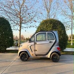 Splinternieuwe luxe overdekte scootmobiel rijbewijs vrij, Ophalen of Verzenden, 46 km of meer, Overige merken, 16 km/u of meer