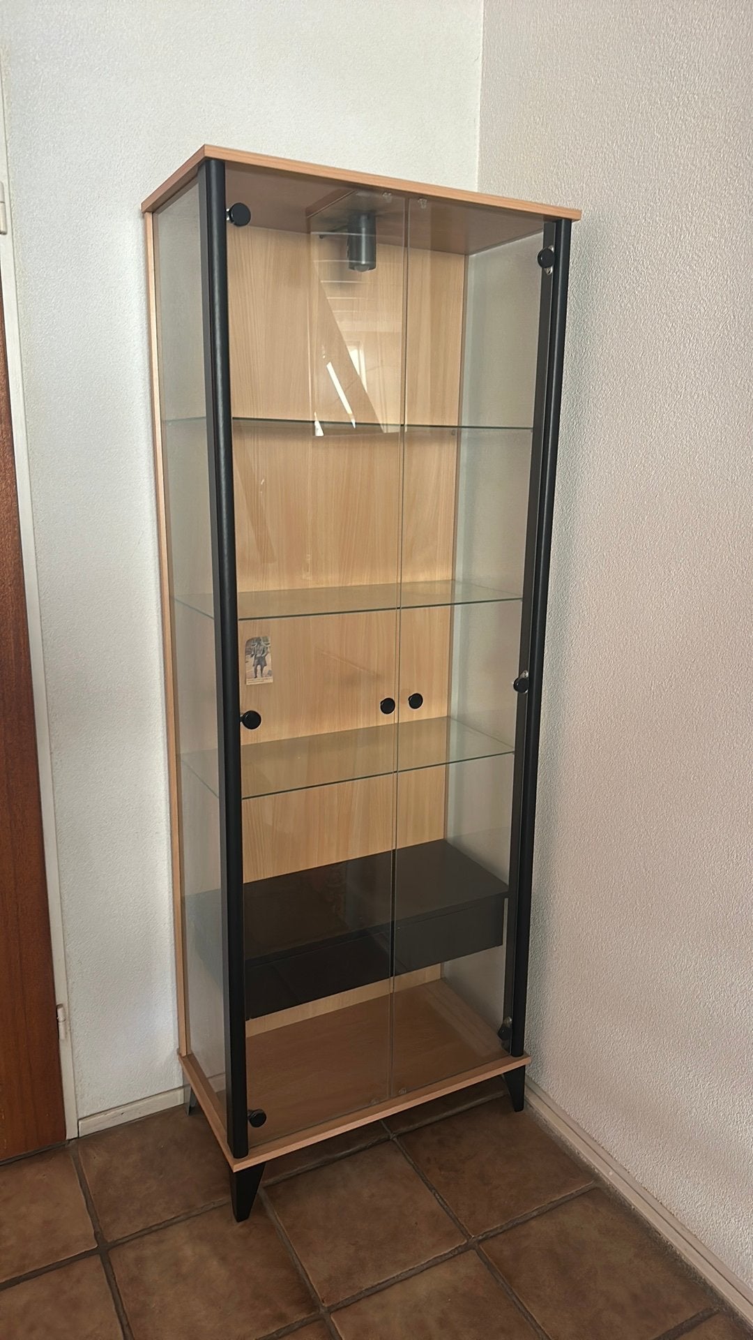 Vitrinekast, Gebruikt, Glas, 150 tot 200 cm, 25 tot 50 cm