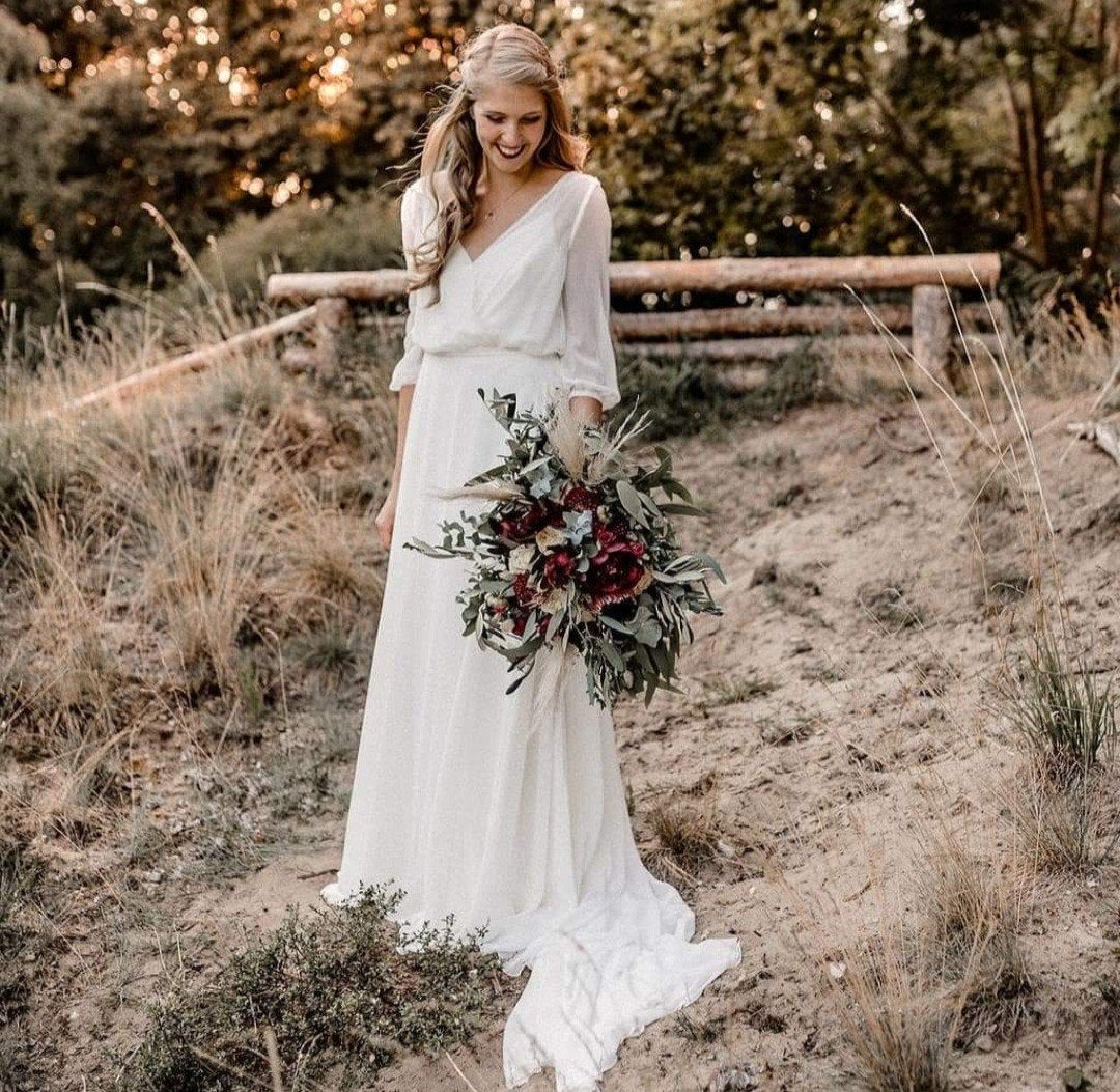 Romantische rustige boho trouwjurk Modeca maat 36 38, Ophalen of Verzenden, Wit, Trouwjurk