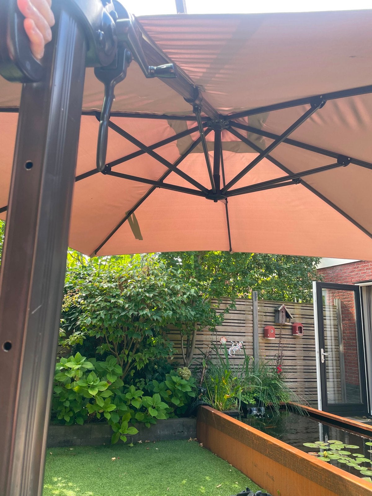 Degelijke parasol 290x290cm incl. massieve (steen) voet., Tuin en Terras, Ophalen, Gebruikt, Kantelbaar, 2 tot 3 meter