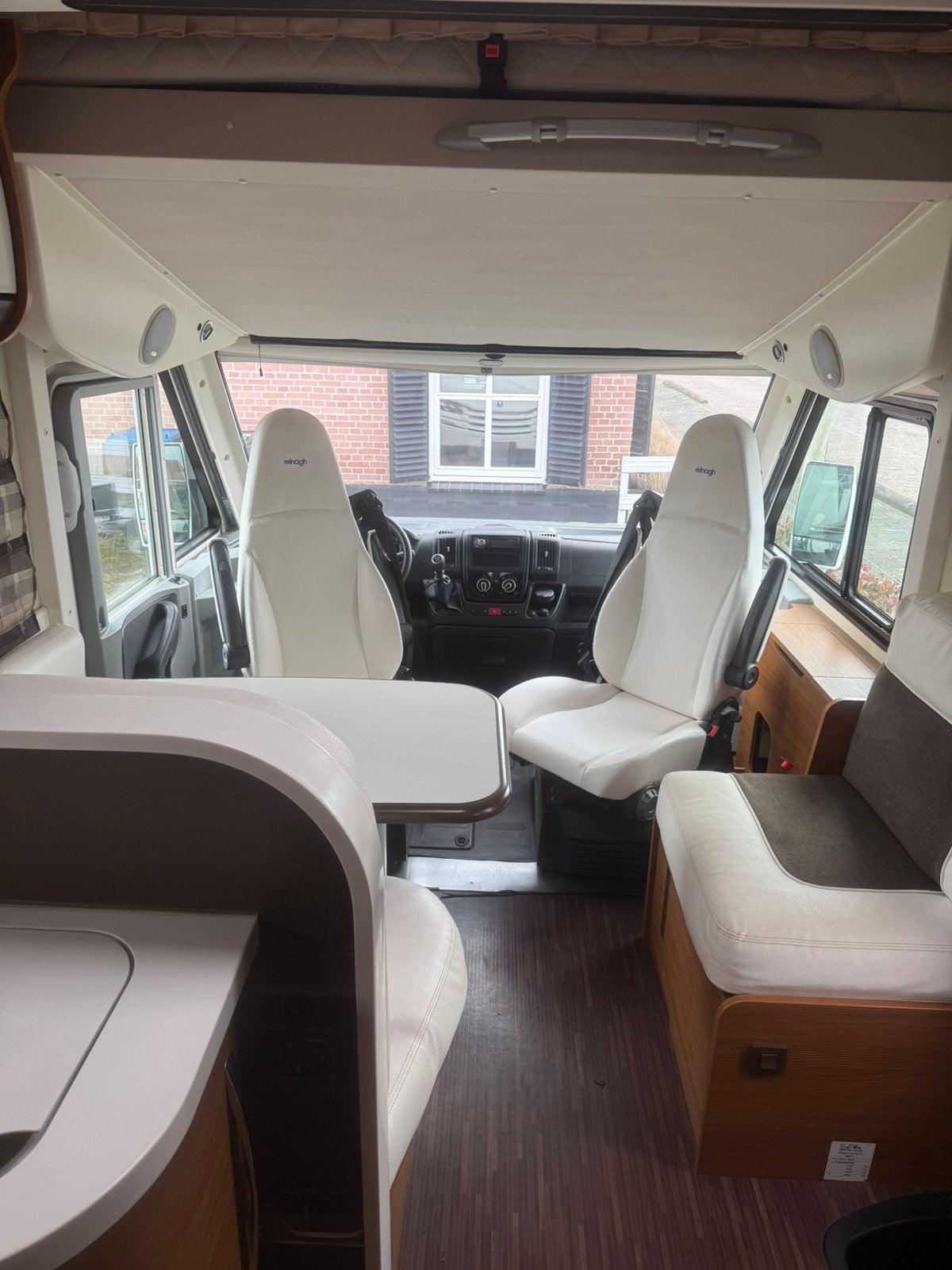 Foto 10 van Elnagh Magnum 30 zeer nette camper