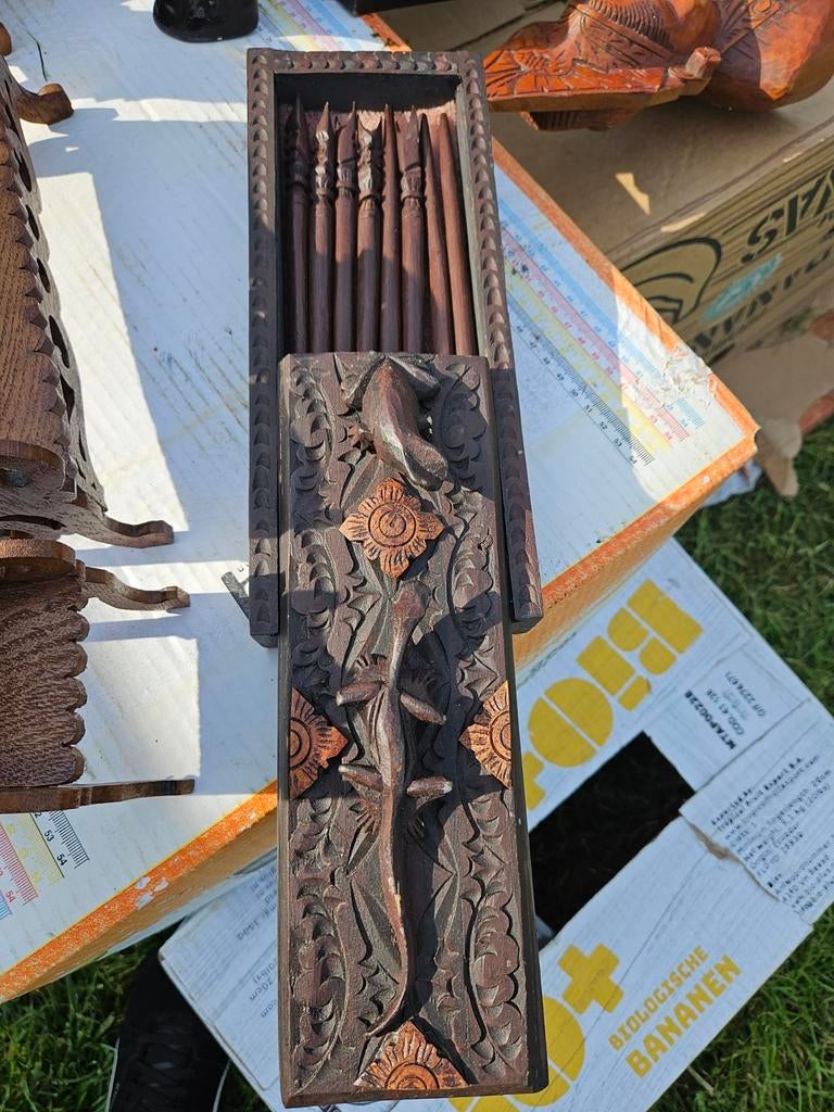 Balinese "Wind Song" Eetstokjes met Houten Opbergdoos, Antiek en Kunst, Antiek | Bestek, Ophalen of Verzenden