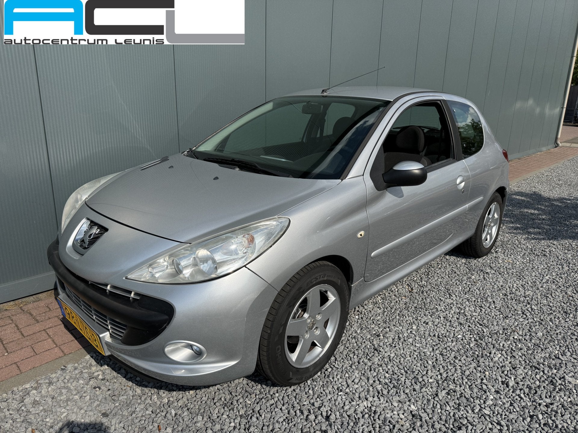Peugeot 206+ 1.4 XS 75pk Airco 3-drs (bj 2010), Auto's, Peugeot, Voorwielaandrijving, 206+, Stof, 4 cilinders