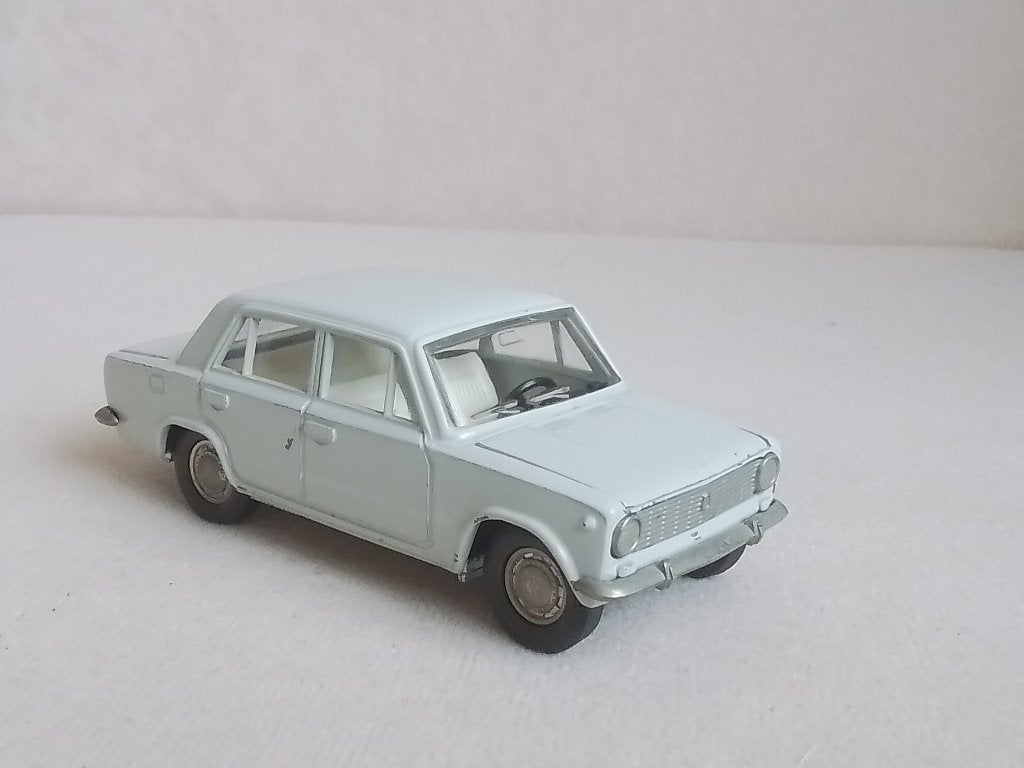 Vaz 2101 Lada 1200 Sedan Novoexport made in ussr, Ophalen of Verzenden, Zo goed als nieuw, Auto, Overige merken