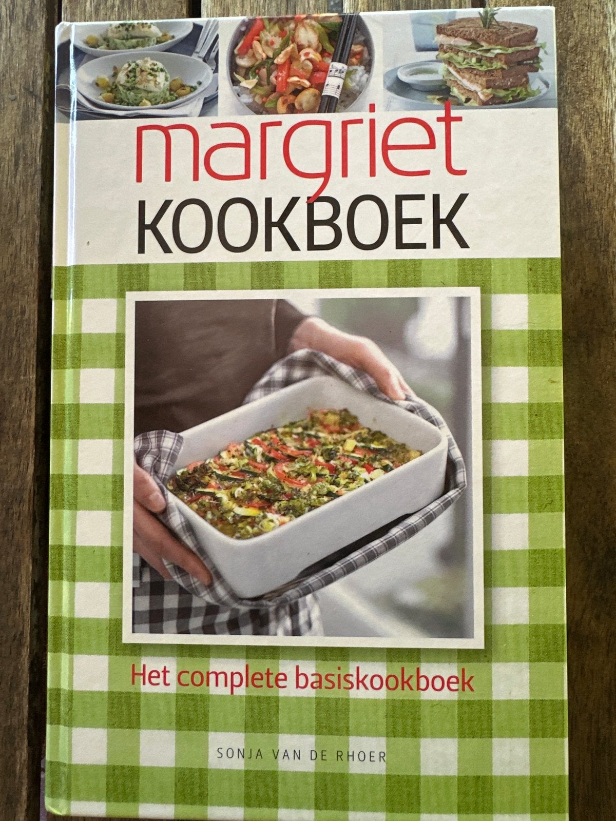 Margriet Kookboek: Het complete basiskookboek, Verzenden, Zo goed als nieuw, Nederland en België, Voorgerechten en Soepen