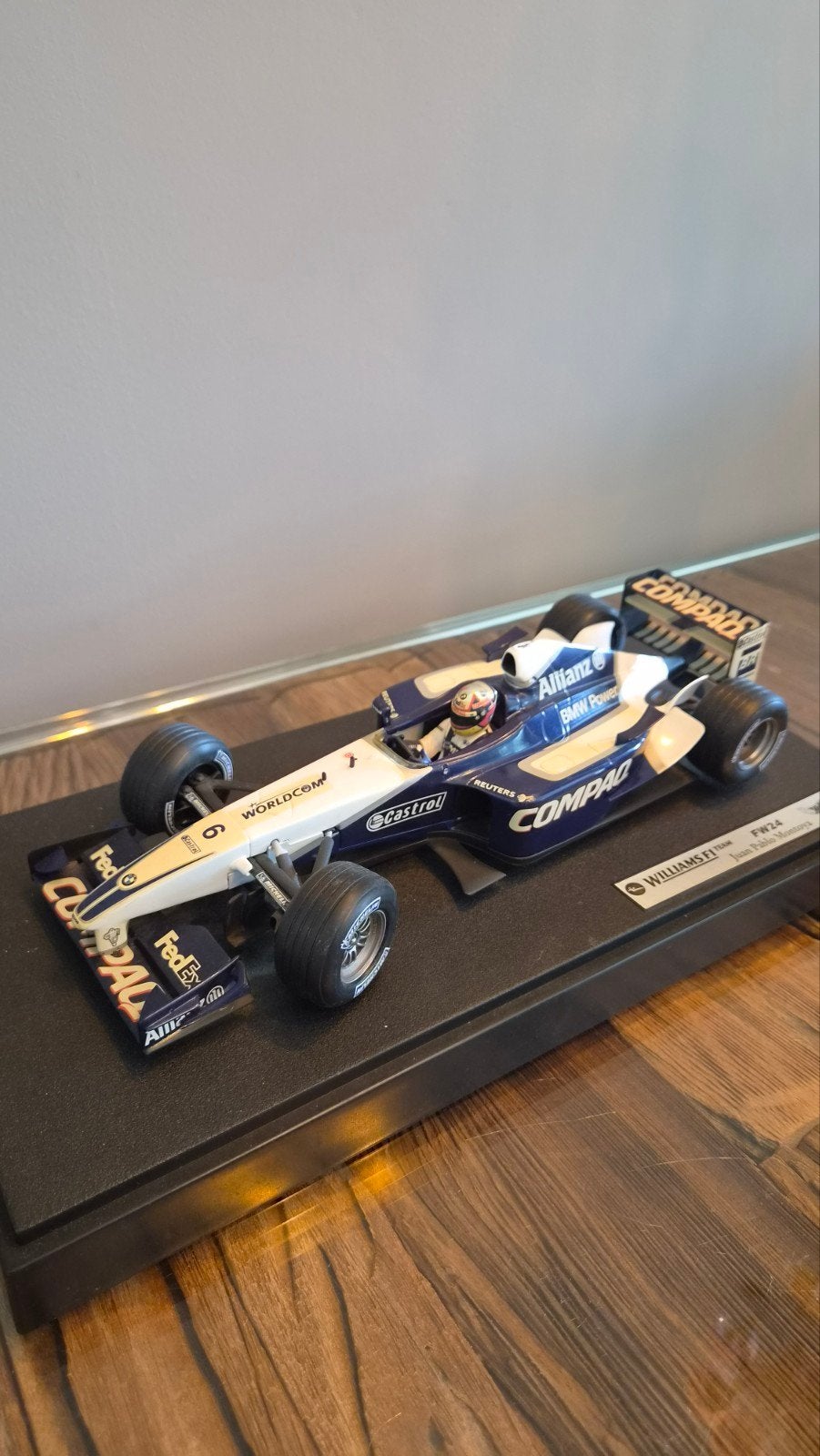 F1 Williams 2002 BMW FW24 Juan Pablo Montoya 1:18 Hotwheels, Verzenden, Zo goed als nieuw, Formule 1