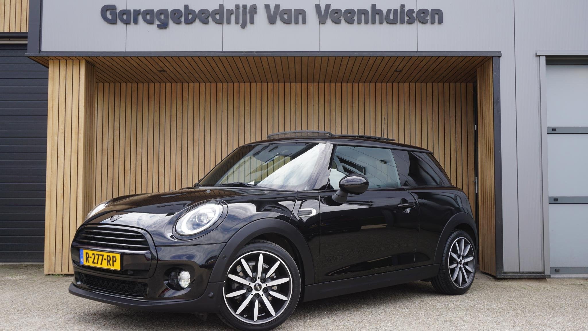 MINI Cooper 1.5 136pk Chili 3Drs Pano.Dak *Black Optik* Spor, Voorwielaandrijving, 136 pk, Gebruikt, Euro 6