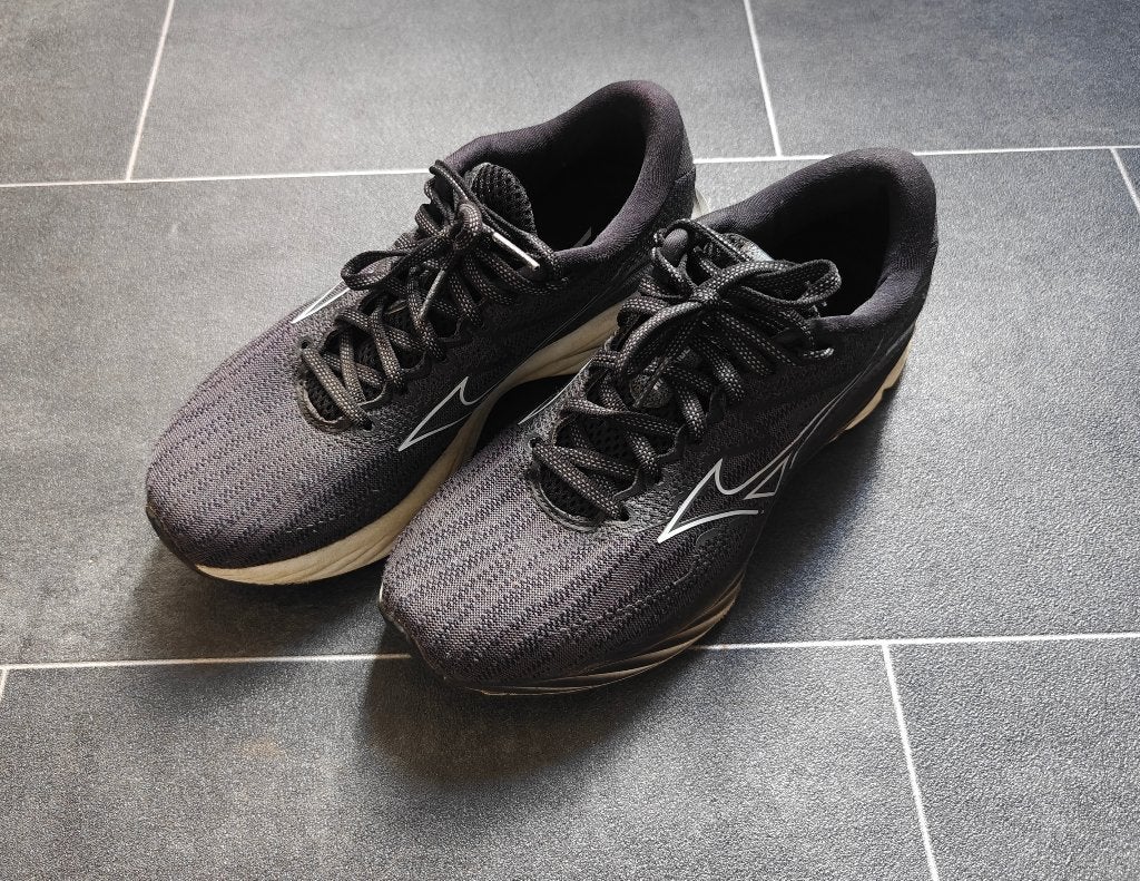 Mizuno Wave Rider 27, Sport en Fitness, Overige merken, Gebruikt, Hardloopschoenen, Ophalen of Verzenden