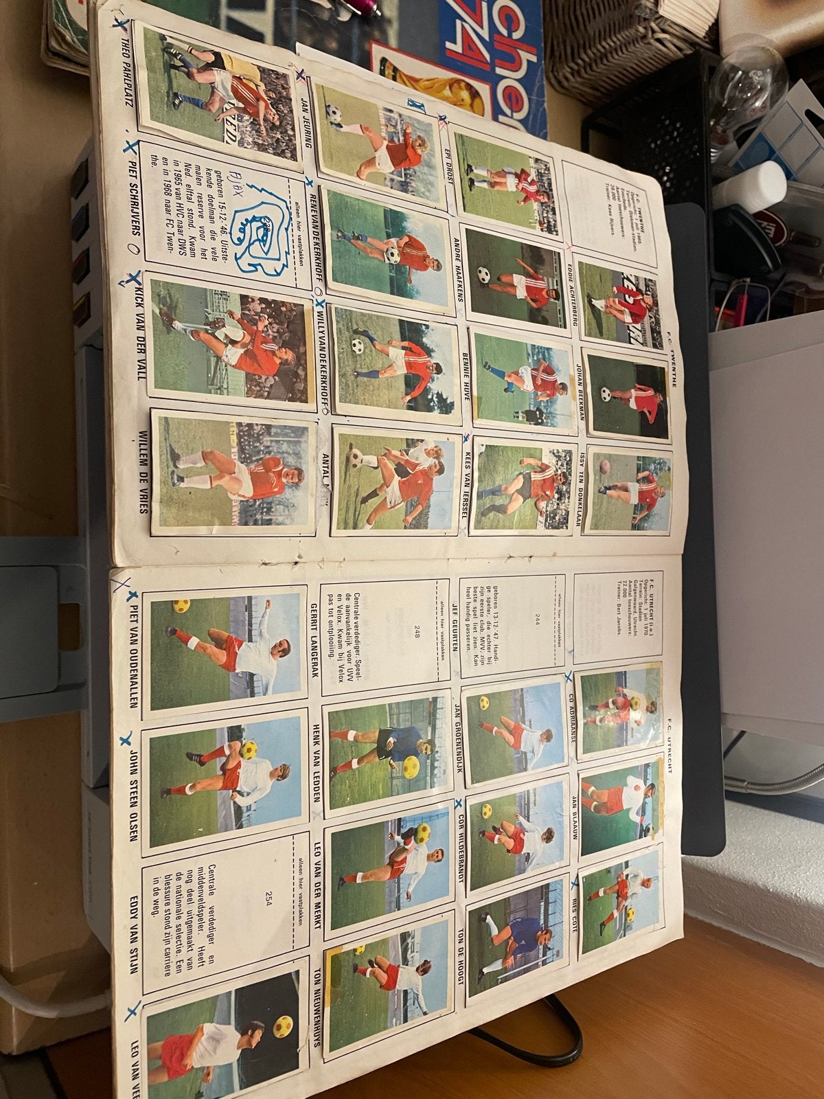 Voetbalsterren in Aktie Album 70/71 - Incompleet, Ophalen, Gebruikt, Overige binnenlandse clubs, Boek of Tijdschrift