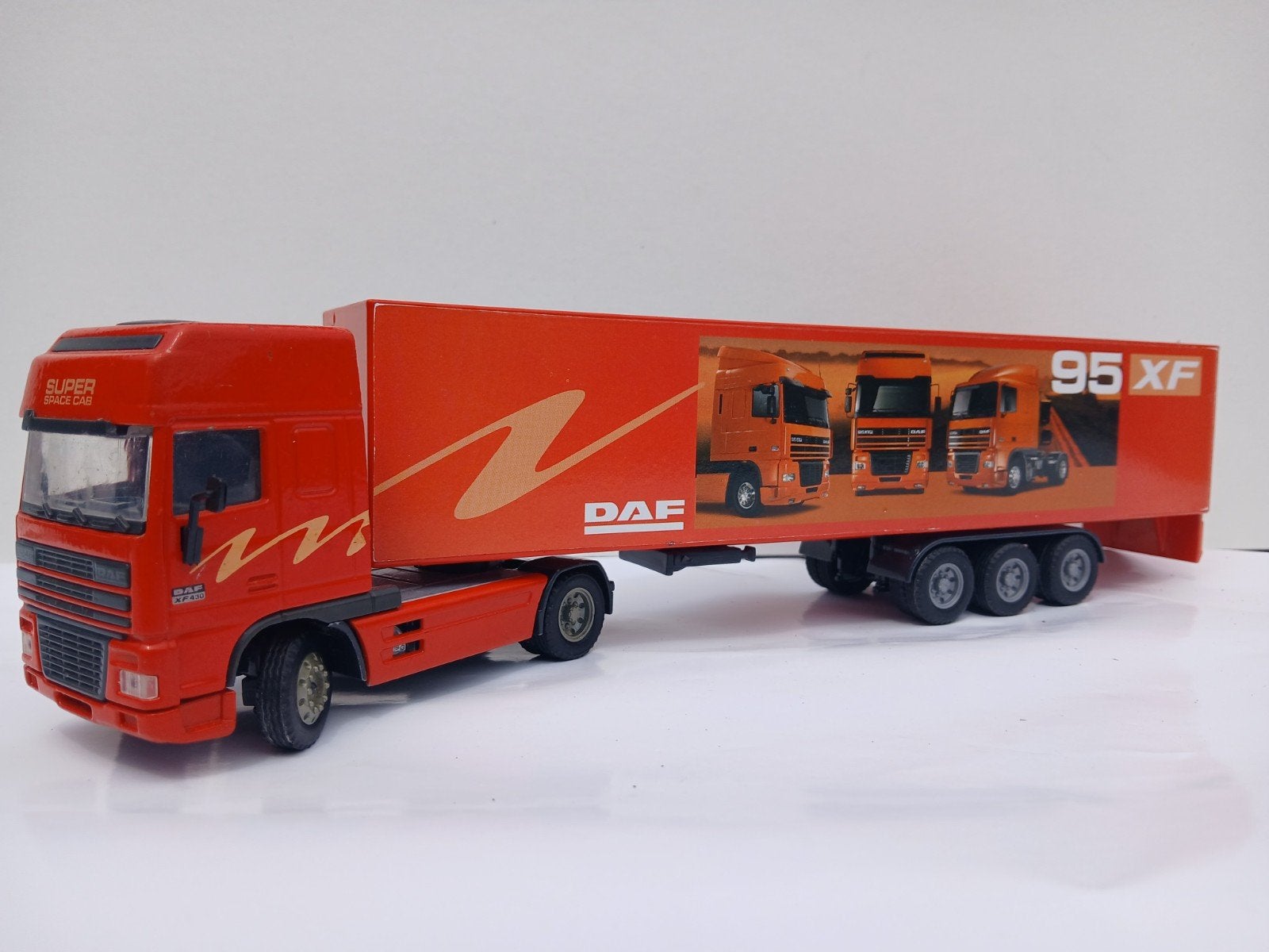 95 XF DAF SCC, JOAL, Hobby en Vrije tijd, Modelauto's | 1:50, Ophalen of Verzenden