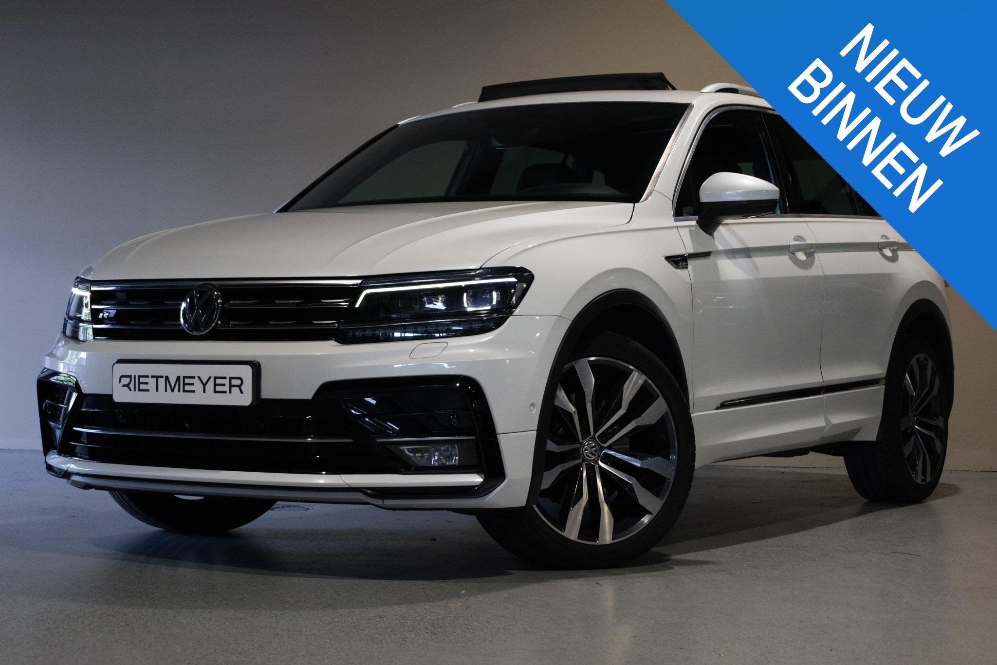 Volkswagen Tiguan 2.0 TSI 4Motion Highline Business R |Pano, Automatische klimaatregeling, Gebruikt, 4 cilinders, 2500 kg