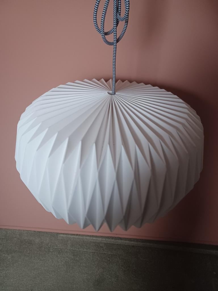 hanglamp wit zeer stevig karton, Huis en Inrichting, Ophalen, Zo goed als nieuw, Minder dan 50 cm