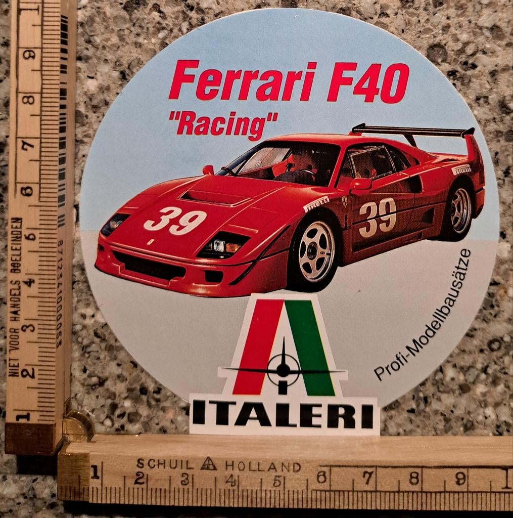 Vintage sticker Ferrari F40 racing Italeri modelauto's, Verzamelen, Stickers, Zo goed als nieuw, Ophalen of Verzenden