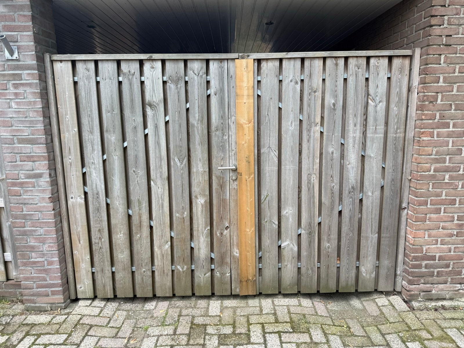Houten deuren voor buiten, 2.75 cm breed, 1.82m hoog, Doe-het-zelf en Verbouw, Deuren en Horren, Ophalen, Gebruikt, 120 cm of meer