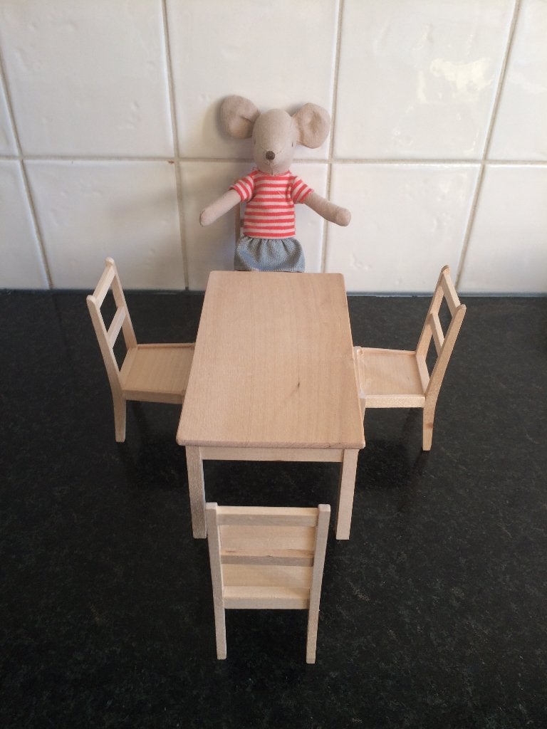 The Wonham Collection tafel + 4 stoelen blank hout - Nieuw, Ophalen of Verzenden, Nieuw, Poppenhuis