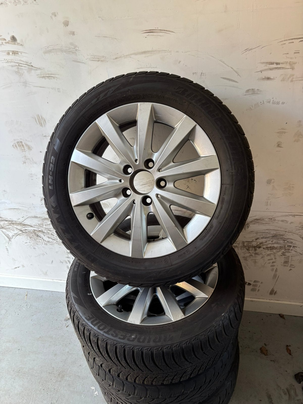 Ford Focus Mondeo Volvo V40 V50 LM winterbanden 205/55/16, 16 inch, Banden en Velgen, 205 mm, Winterbanden