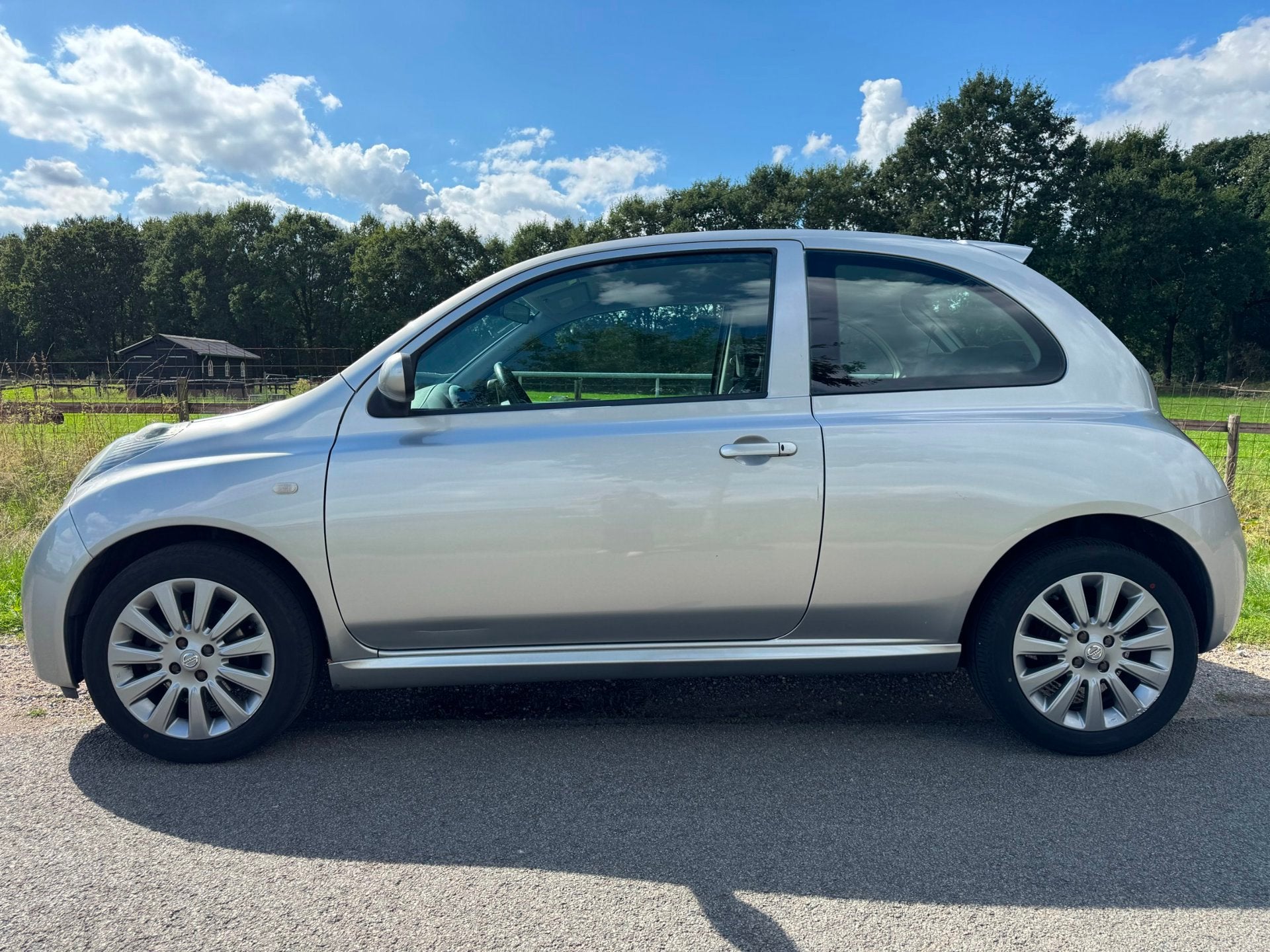 Nissan Micra 1.6 160SR Apple CarPlay/Android auto|climate co, 4 cilinders, Automatische klimaatregeling, Origineel Nederlands
