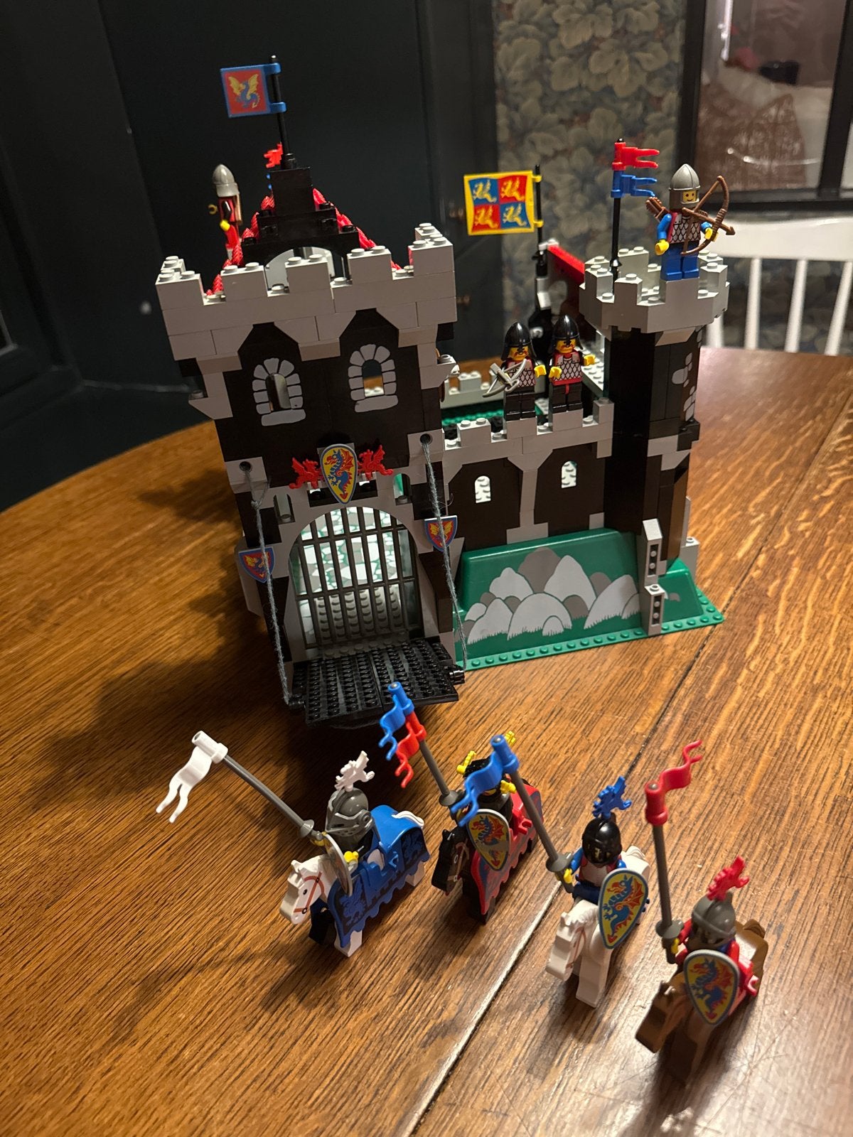 Lego 6086 - Black Knight's Castle (Nagenoeg co, Gebruikt, Lego, Ophalen of Verzenden, Castle