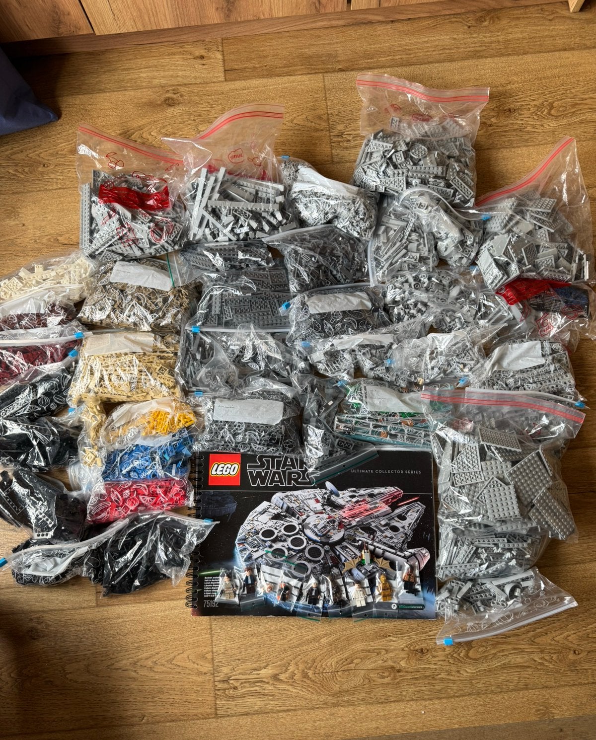 Lego Star wars UCS millennium falcon 75192, Kinderen en Baby's, Speelgoed | Duplo en Lego, Ophalen, Compleet, Gebruikt, Star Wars